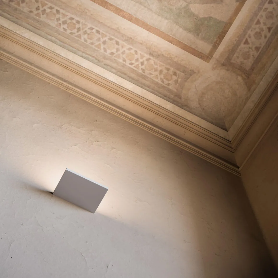 Rotaliana CM2 W2 LED Wandleuchte, 2700 K