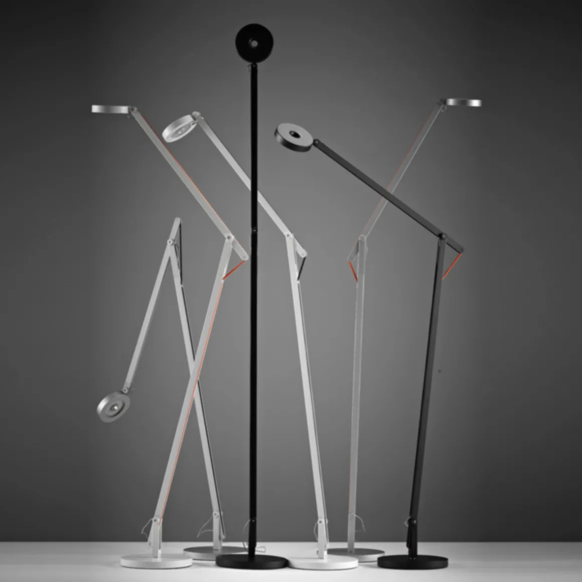 Rotaliana String F1 Tunable White LED Stehleuchte