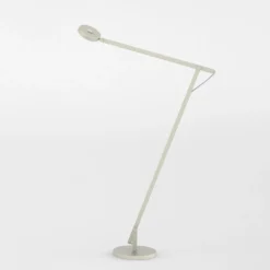 Rotaliana String F1 Tunable White LED Stehleuchte