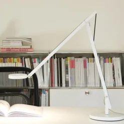 Rotaliana String T1 Tunable White LED Tischleuchte