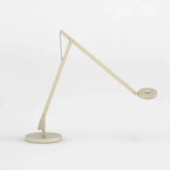 Rotaliana String T1 Tunable White LED Tischleuchte