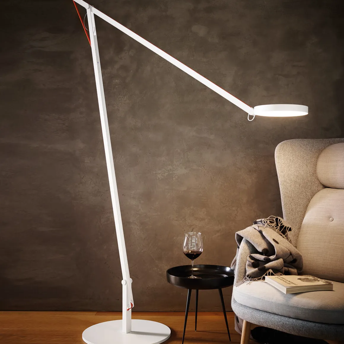 Rotaliana String XL LED Stehleuchte