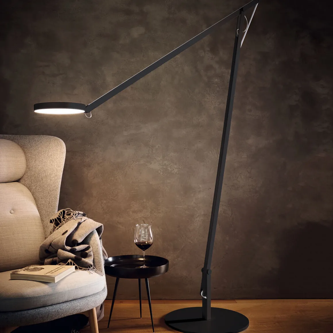 Rotaliana String XL LED Stehleuchte