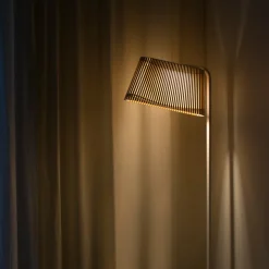 Secto Design Owalo 7010 Stehleuchte