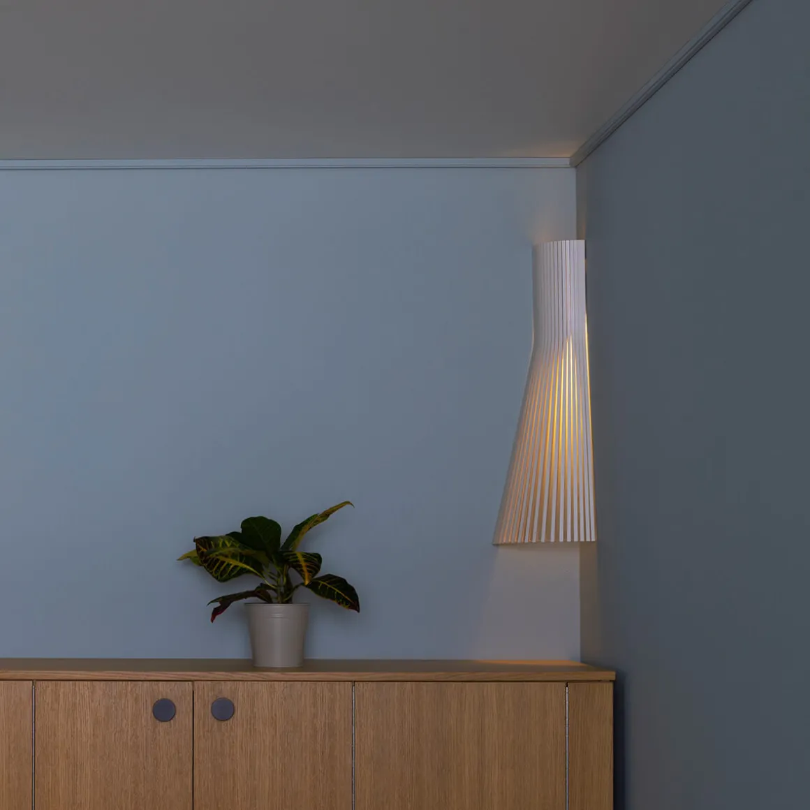 Secto Design Secto 4236 Eck-Wandleuchte