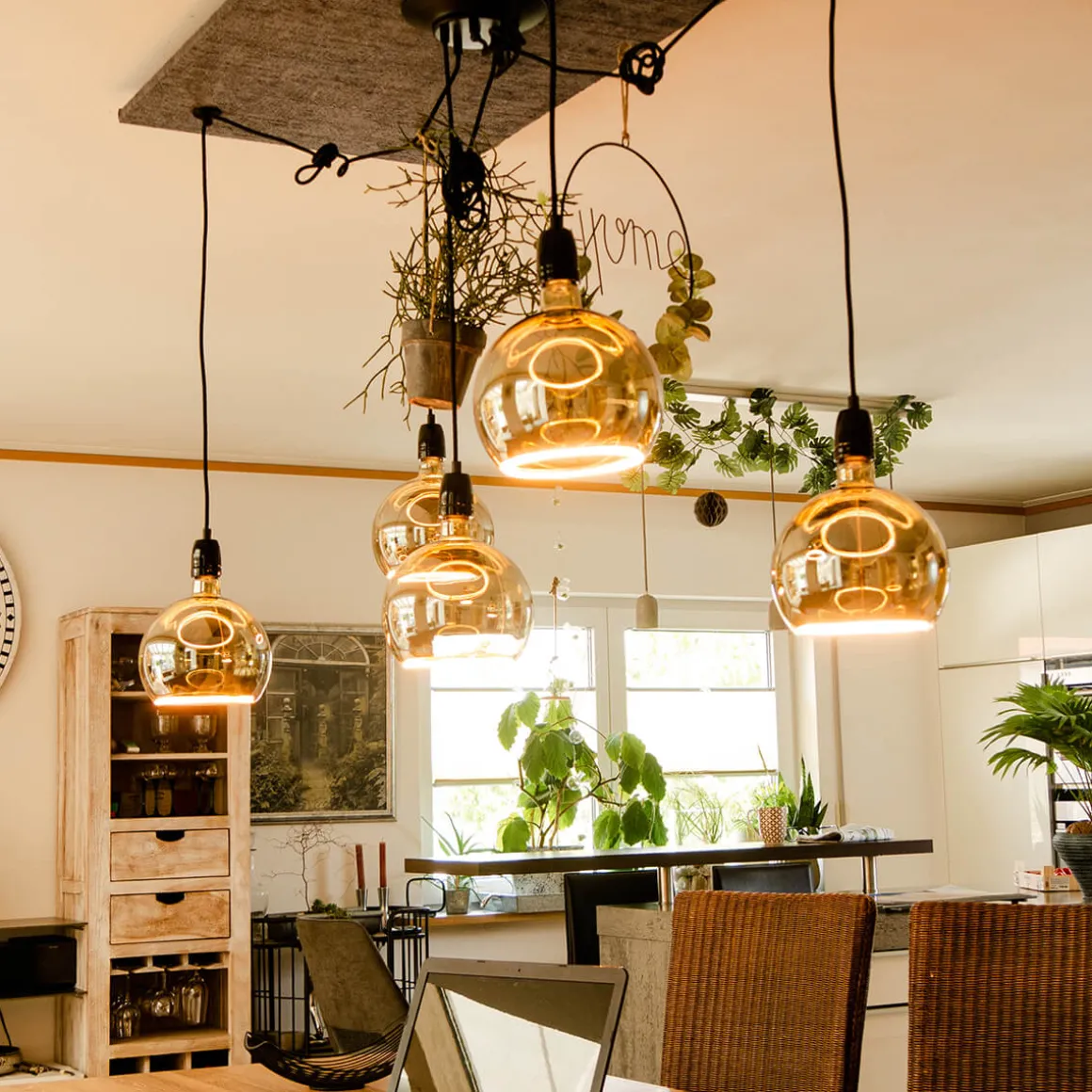 Segula LED Floating Globe 200 smokey grau E27, 6 W, 1900 K, dimmbar