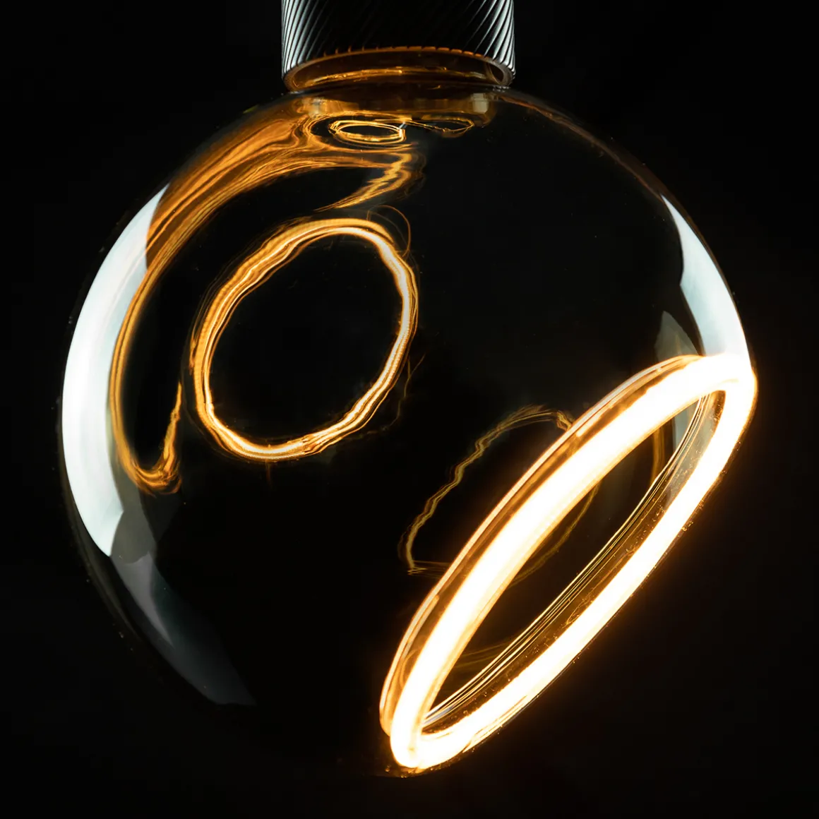 Segula LED Floating Globe 150 45° smokey grau E27, 6 W, 1900 K, dimmbar