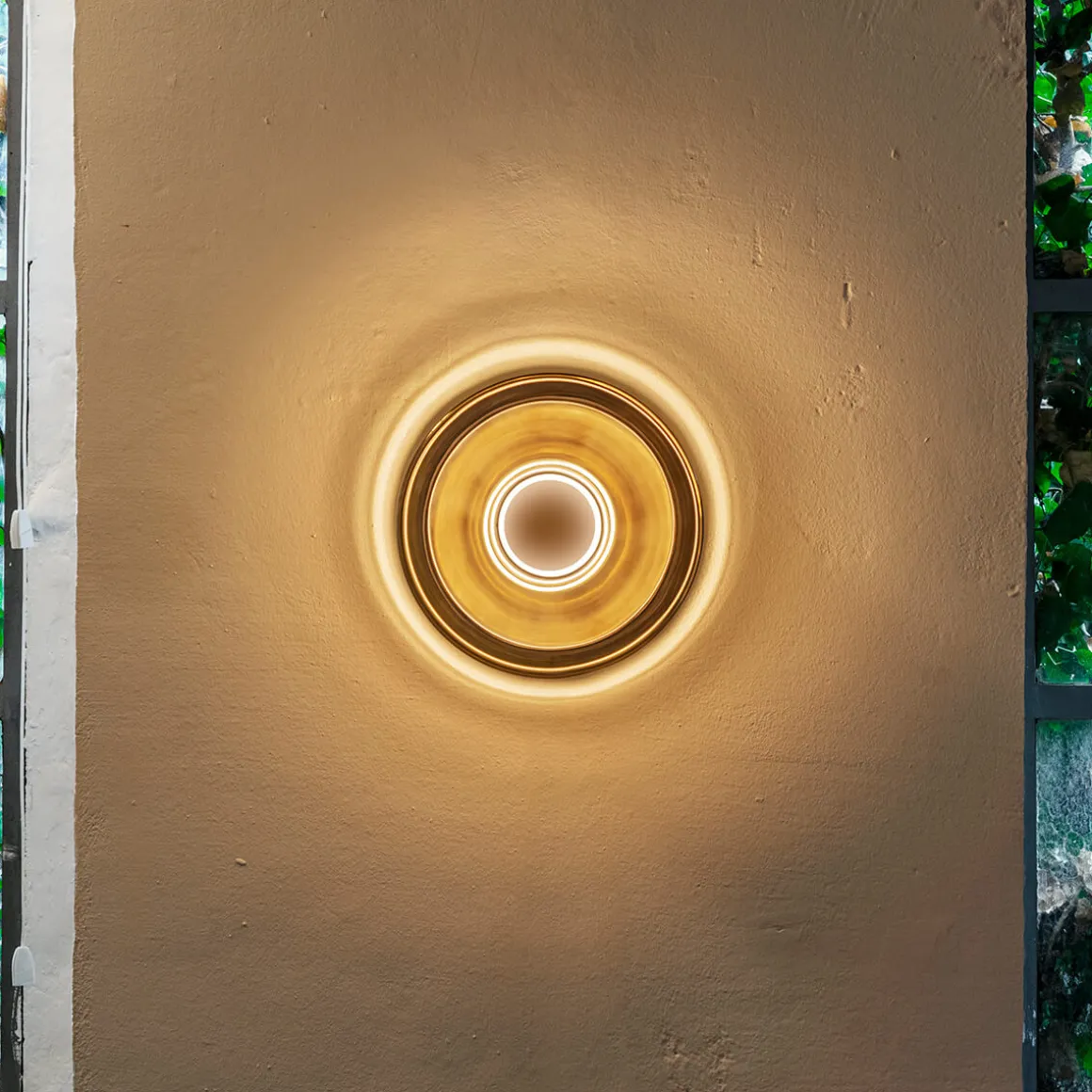 serien.lighting Curling Wall S LED Wandleuchte