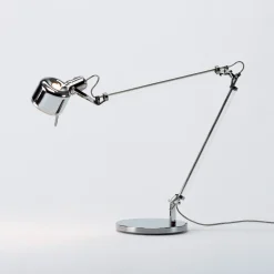 serien.lighting Job Table LED Tischleuchte