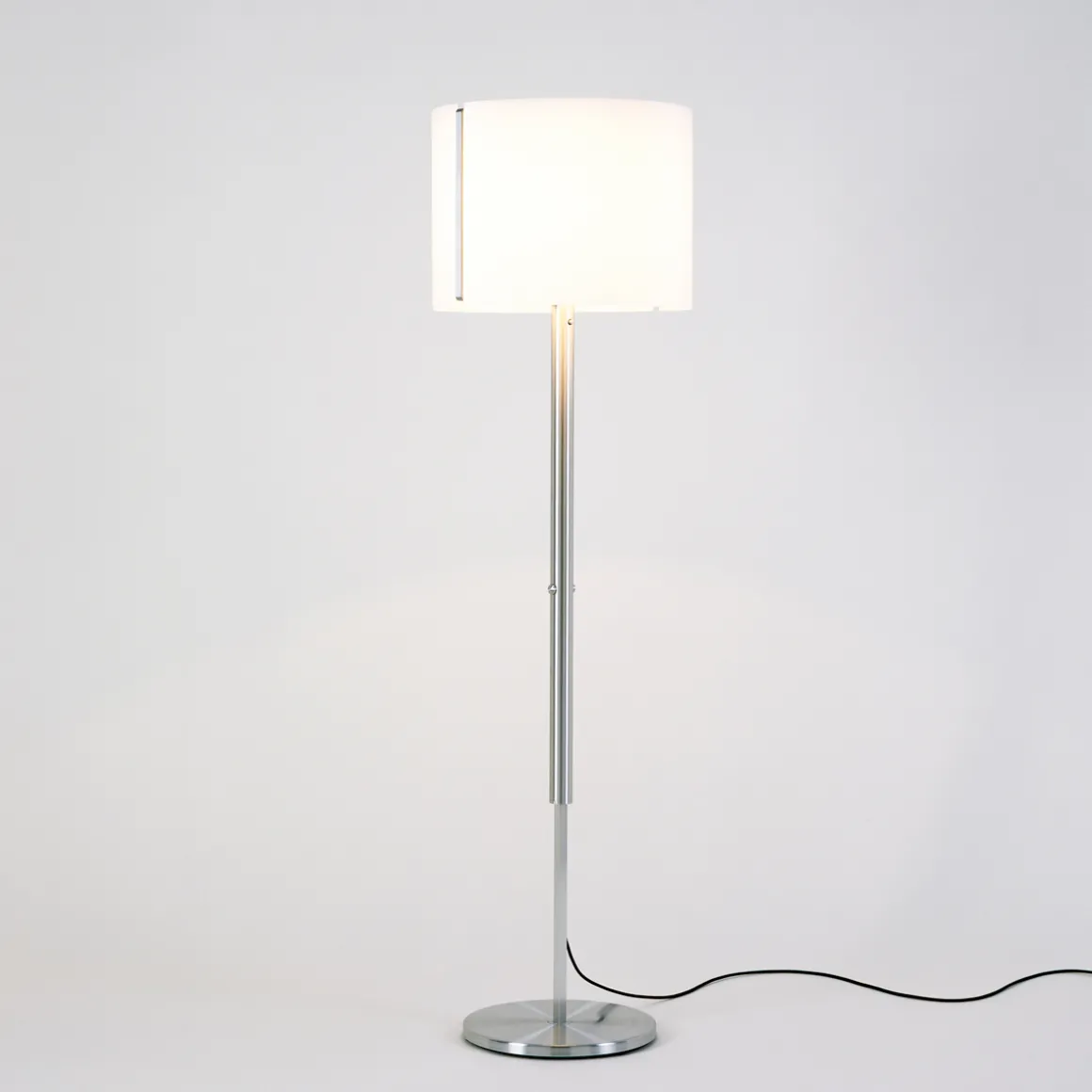 serien.lighting Jones Floor L