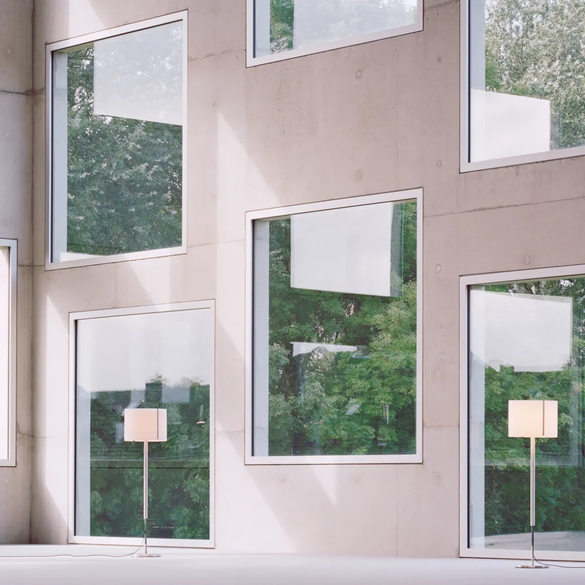 serien.lighting Jones Floor L