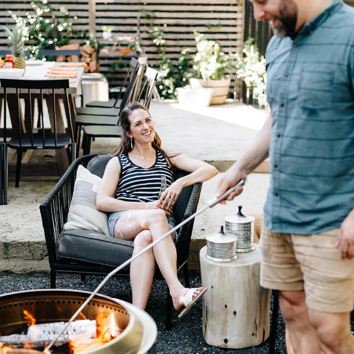 Solo Stove Ranger 2.0 Feuerschale mit Standfuß & Surround, Premium-Set