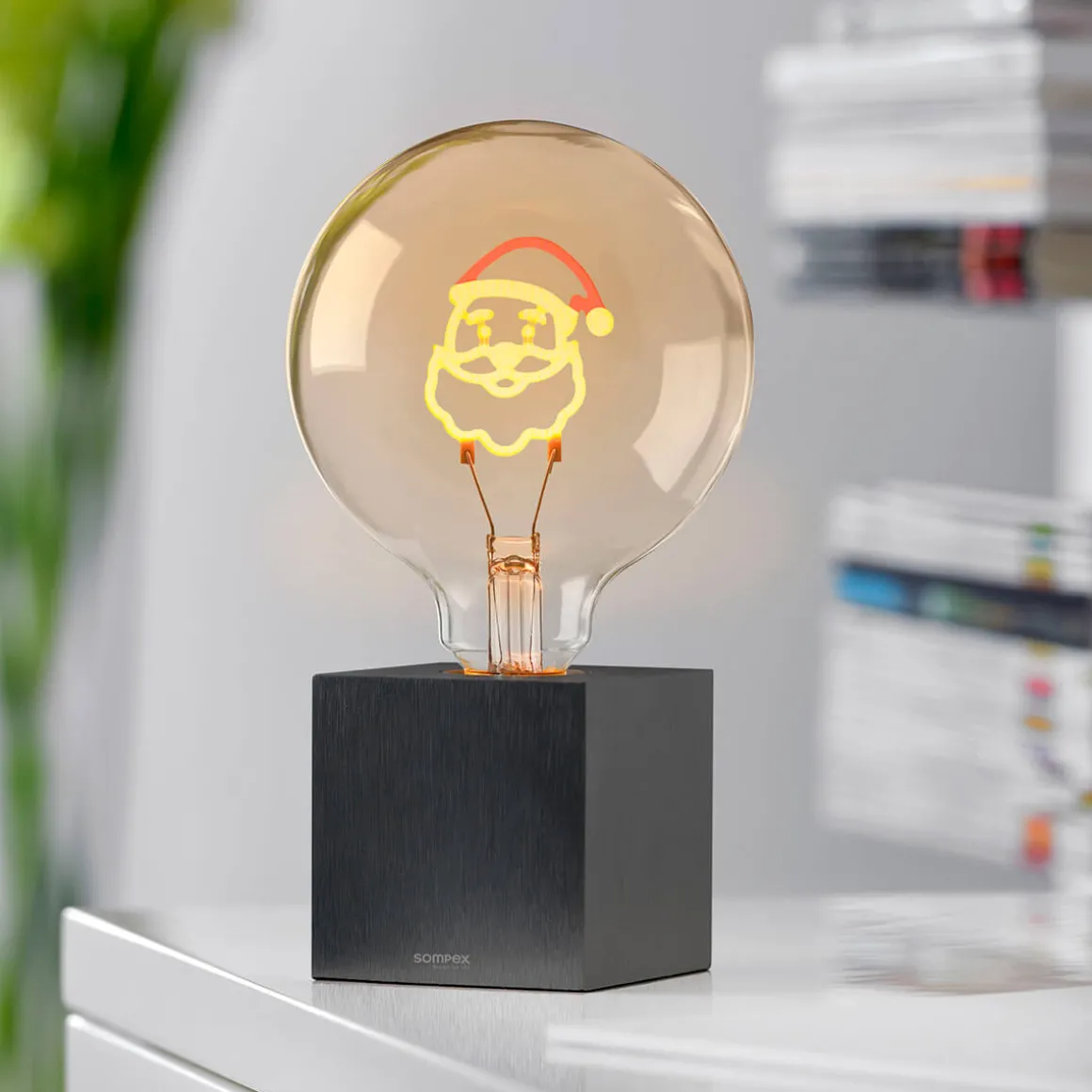 Sompex Santa LED Filament Globelampe E27 Amber, 1,5 W, 2000 K