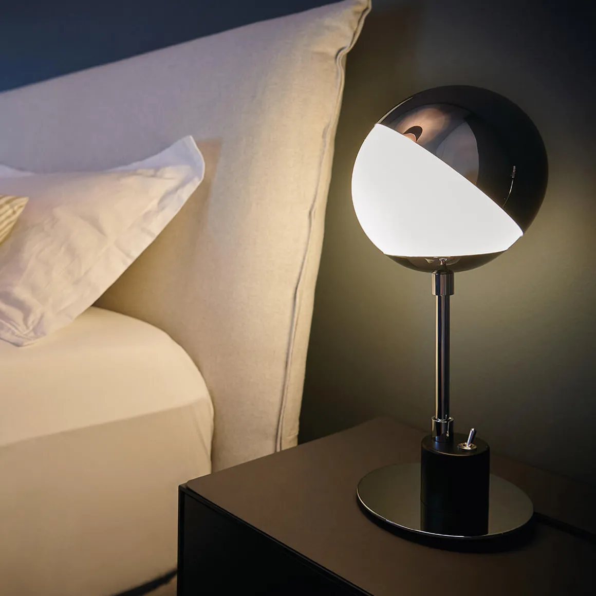 Tecnolumen SF 28 Tischleuchte