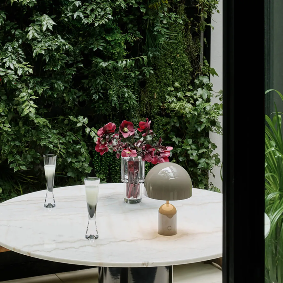 Tom Dixon Bell Portable LED Akkuleuchte