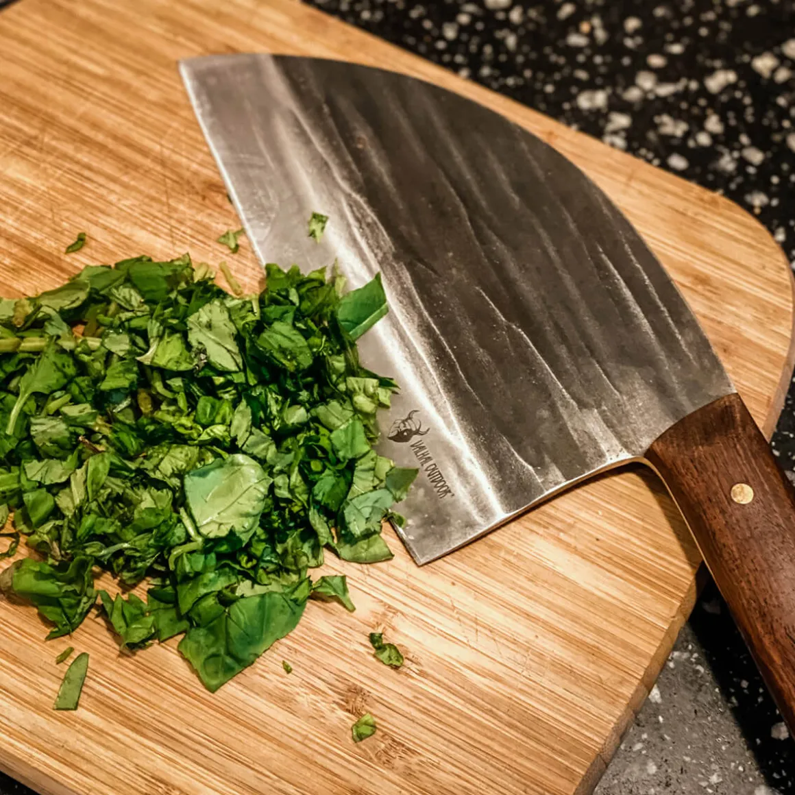 Valhal Outdoor Hackmesser mit großer Klinge