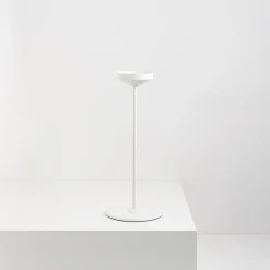 Zafferano AiLati Pina Ständer mit Basis und Erdspieß