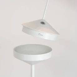 Zafferano AiLati Pina Ständer mit Basis und Erdspieß